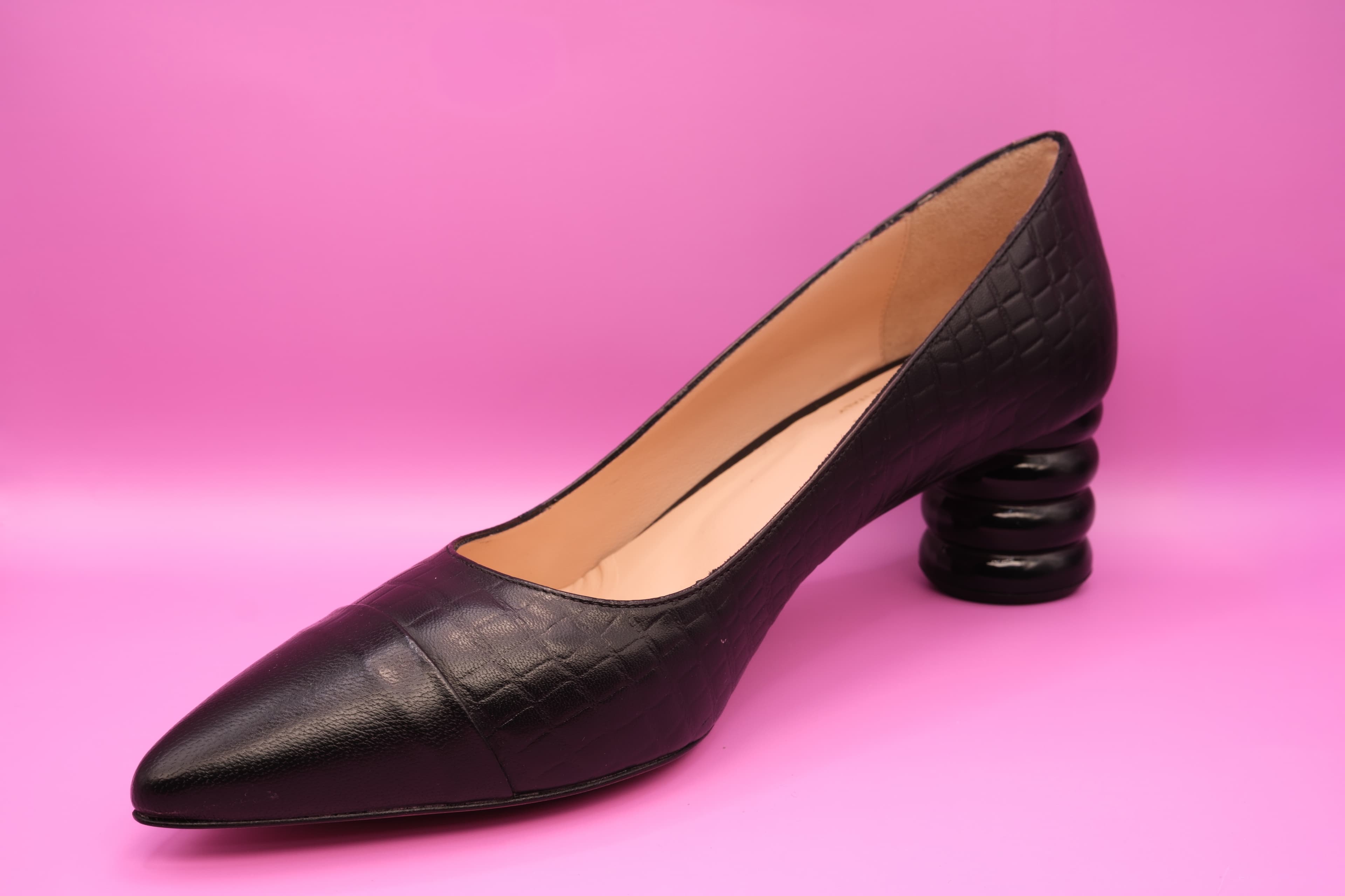 Tlon Rd - Black
